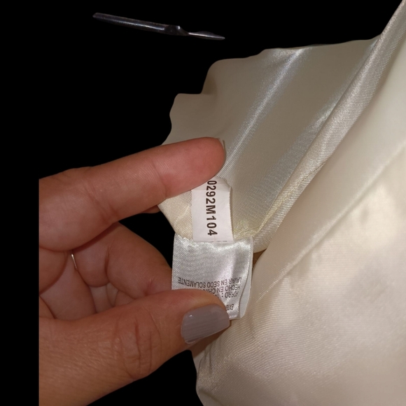 ANTONIO MELANI Cream Peacoat with Wide Lapels - Picture 10 of 10